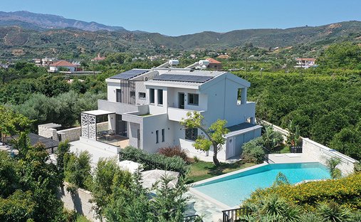 House in Platanias, Greece 1