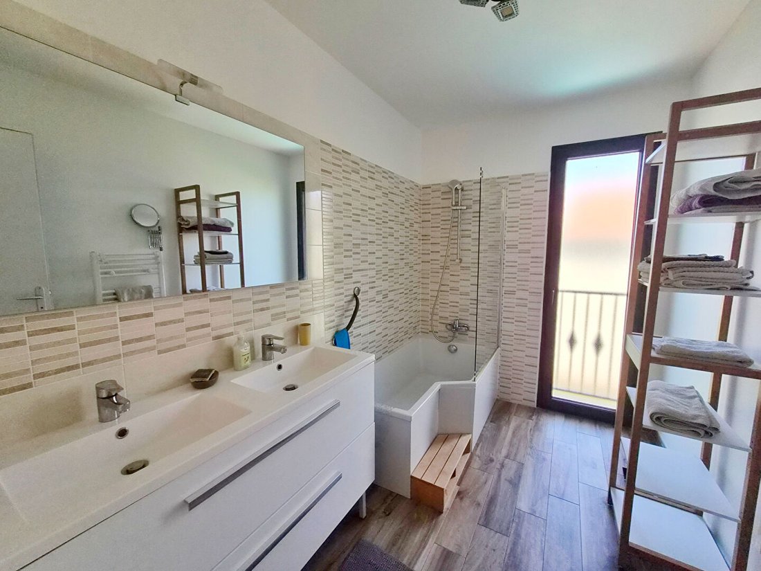 Villa in Nord, Sanary-sur-Mer, France 5 - 18728606