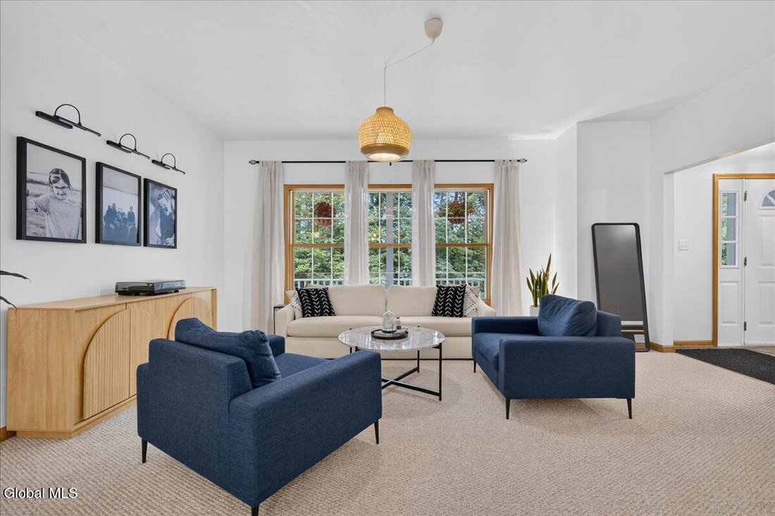 Casa en Saratoga Springs, Nueva York, Estados Unidos 3 - 18727042
