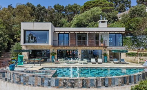 Villa in La Maure-Super Cannes, Vallauris, France 1