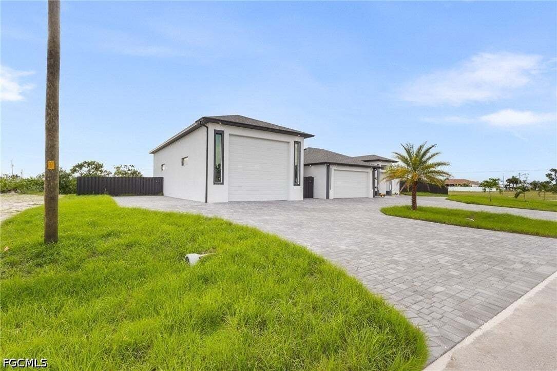 Casa en Cabo Coral, Florida, Estados Unidos 4 - 18726945