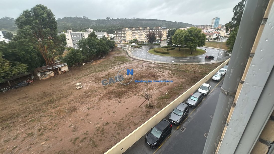 Land in Valongo, Distrikt Porto, Portugal 1 - 18693375