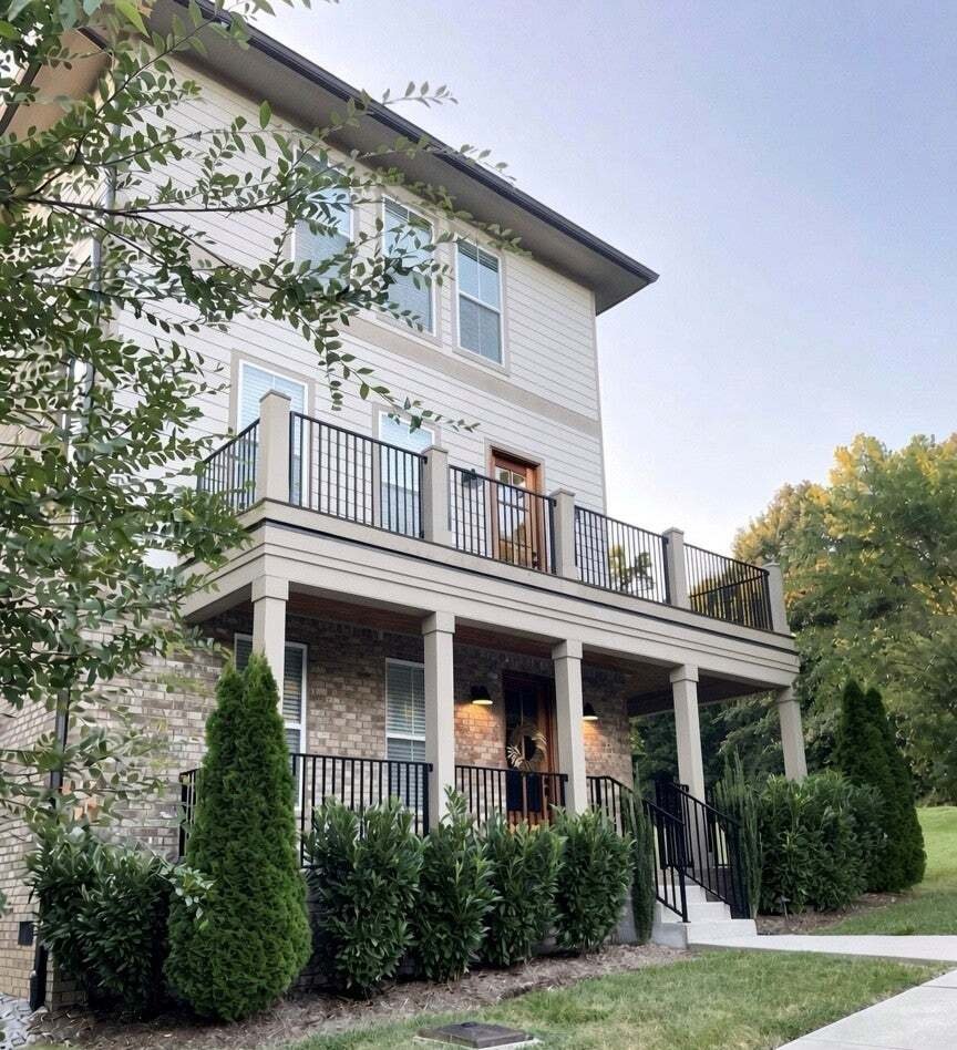 Co Op in Nashville, Tennessee, United States 2 - 18726850