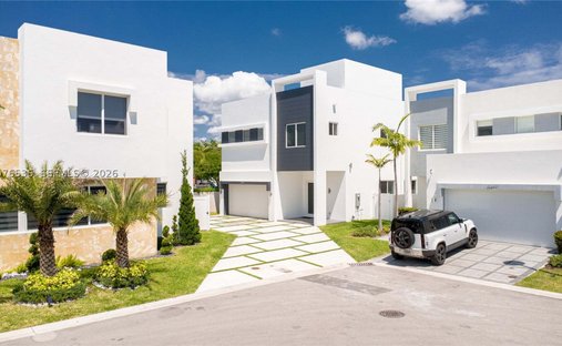 Maison à Doral, Floride, États-Unis 1