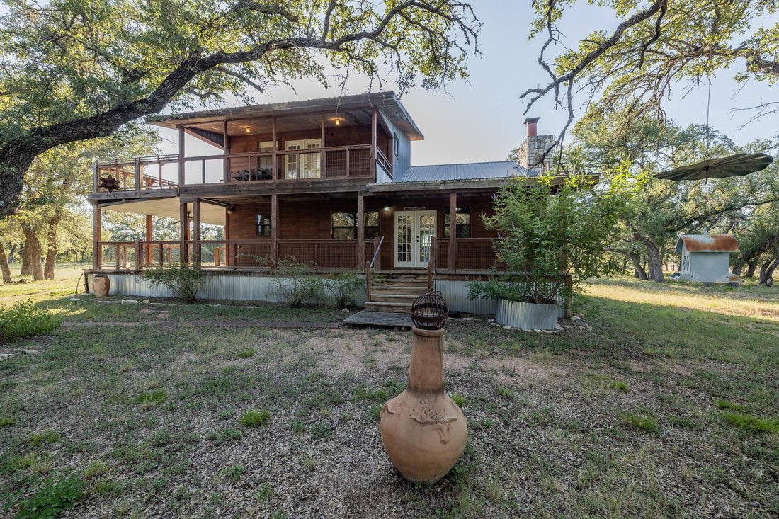 Maison à Johnson City, Texas, États-Unis 3 - 18726890