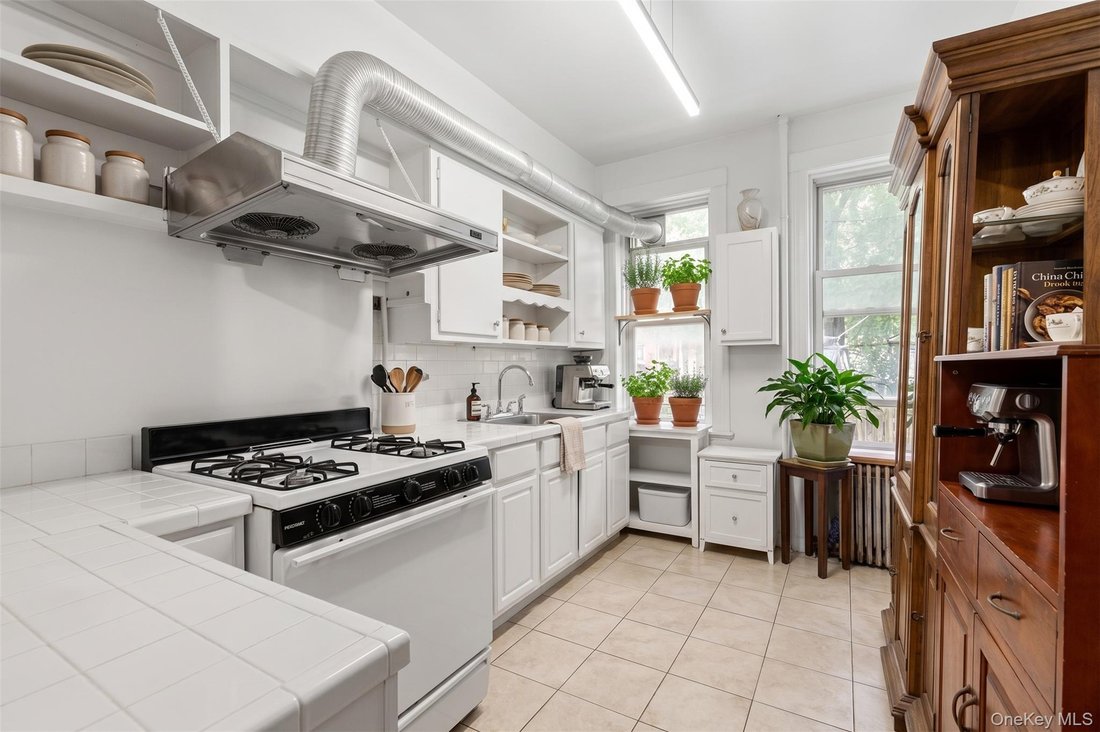 House in New York, New York, United States 3 - 18722238