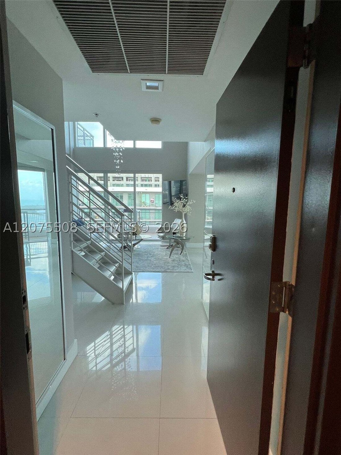 Appartement à Miami, Floride, États-Unis 2 - 18727068
