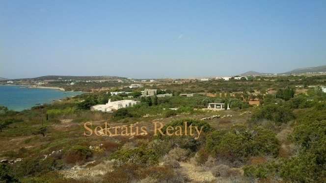 Land in Cyclades, Aegean, Griechenland 1 - 18725480