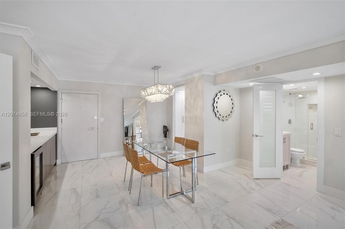 Appartement à Miami Beach, Floride, États-Unis 3 - 18728026