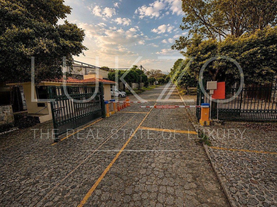 Land in Cuernavaca, Morelos, Mexico 4 - 18726047