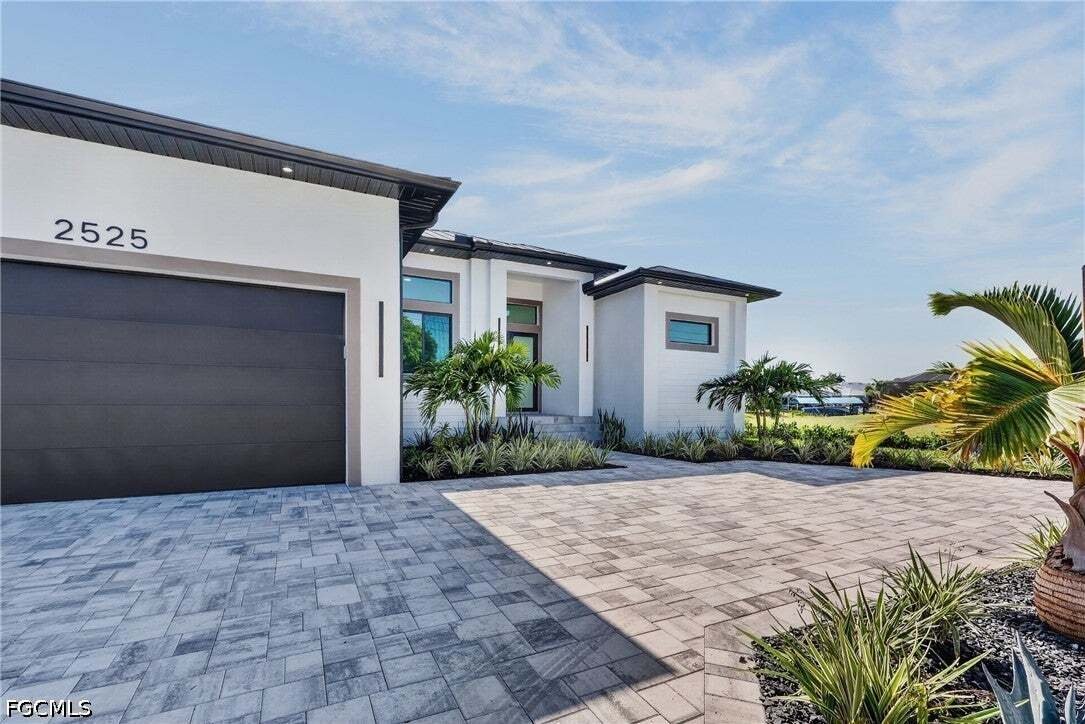 Casa en Cabo Coral, Florida, Estados Unidos 2 - 18726940