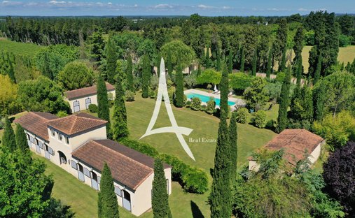 Villa in Eygalières, Provence-Alpes-Côte d'Azur, France 1
