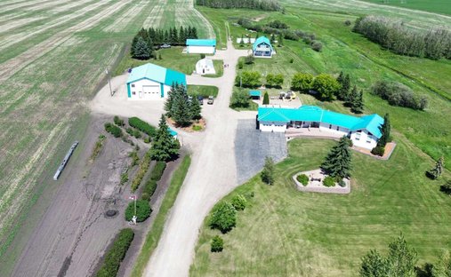 Maison à Springbrook, Alberta, Canada 1