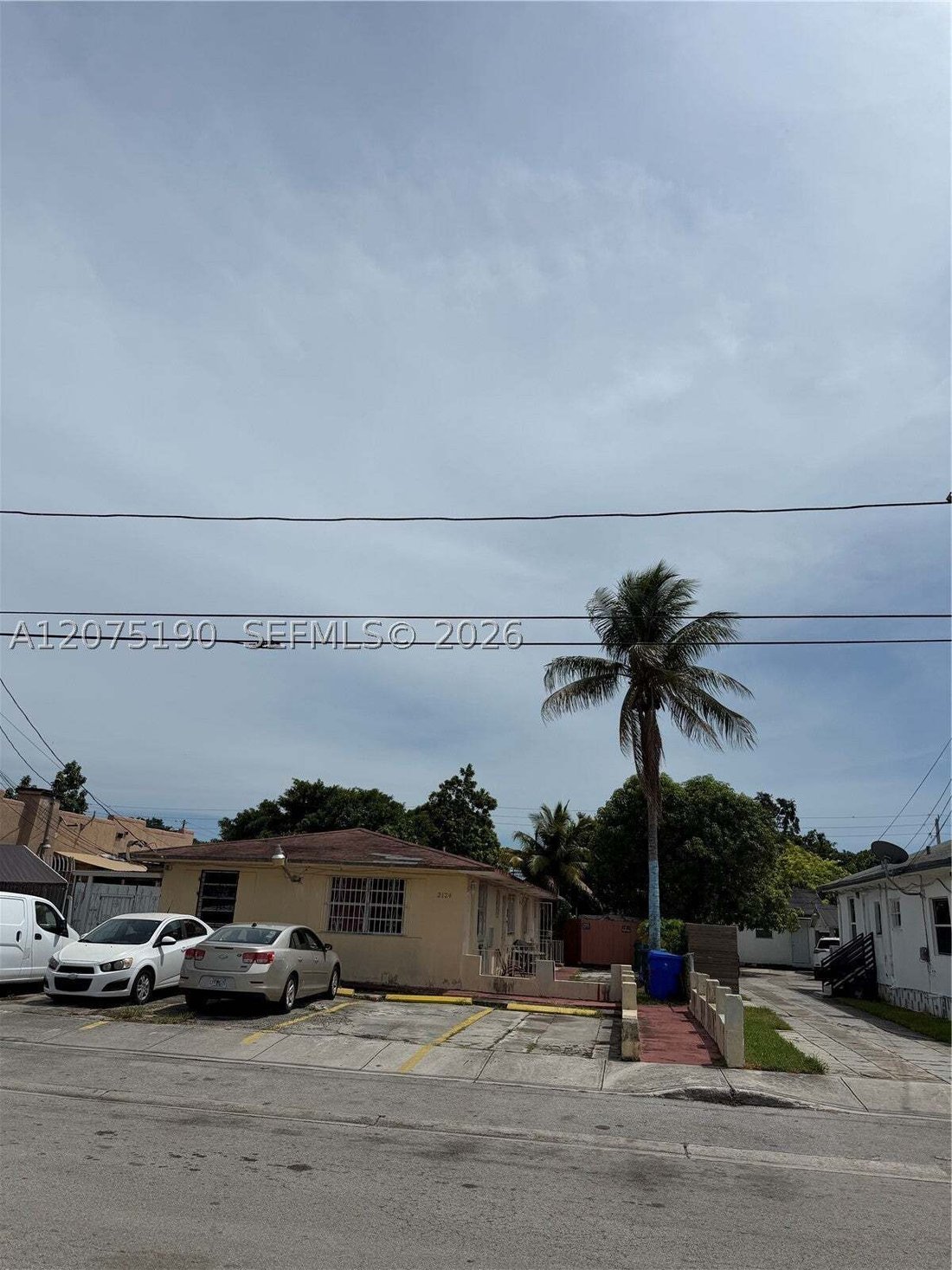 Miami, Florida, United States 1 - 18722031