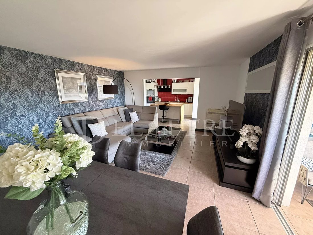 Apartamento en Costa Azul, Provenza-Alpes-Costa Azul, Francia 1 - 18728276