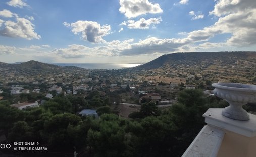 Villa a Kalyvia Thorikou, Attica, Grecia 1