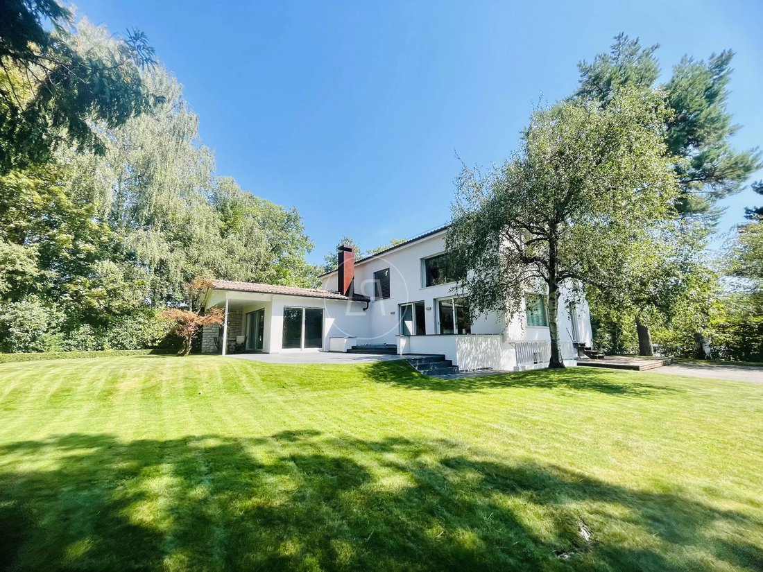 Casa a Pregny-Chambésy, Ginevra, Svizzera 1 - 18724468