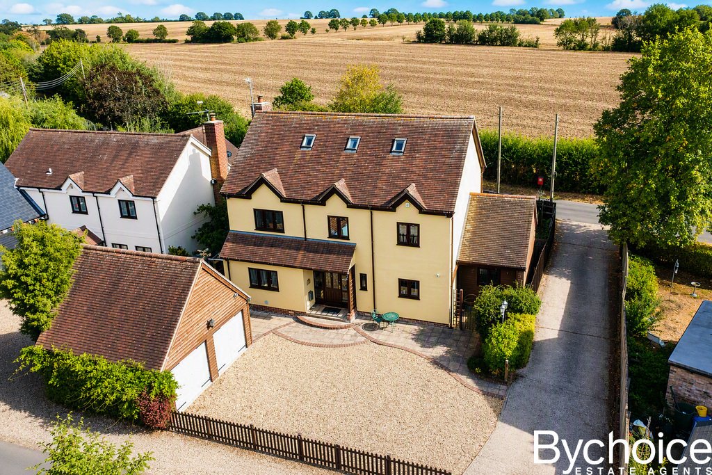 Haus in Kedington, England 1 - 18723159