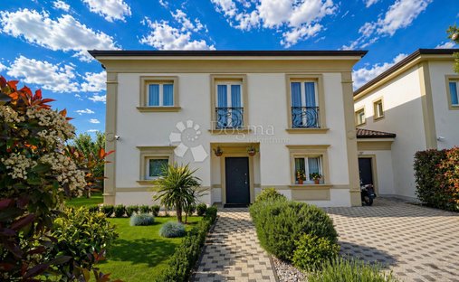 Haus in Nova Vas, Poreč, Gespanschaft Istrien, Kroatien 1