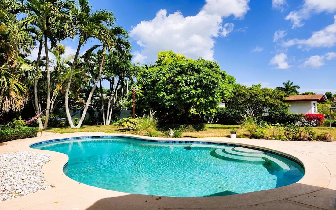 House in Nassau, The Bahamas 3 - 18728208