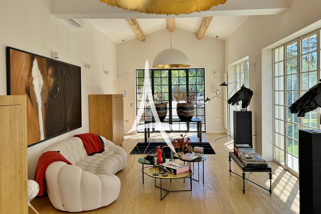 Villa en Eygalières, Provenza-Alpes-Costa Azul, Francia 3 - 18727879