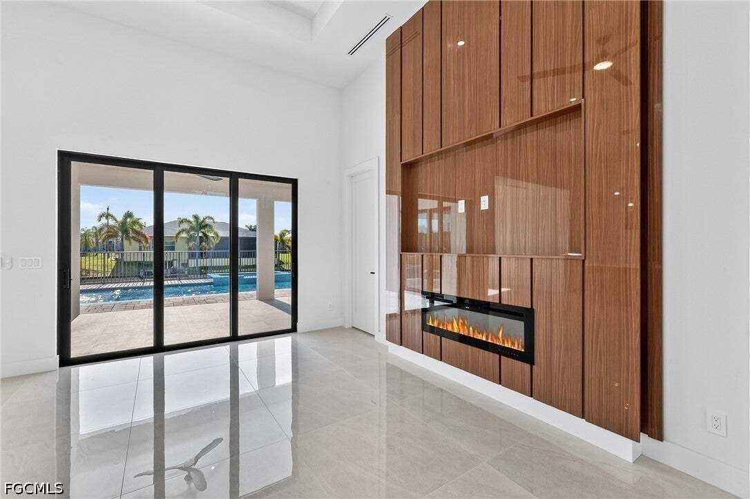 Casa en Cabo Coral, Florida, Estados Unidos 5 - 18726940