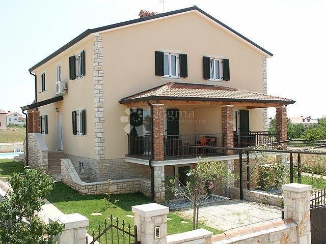 House in Umag, Istria County, Croatia 3 - 18728329