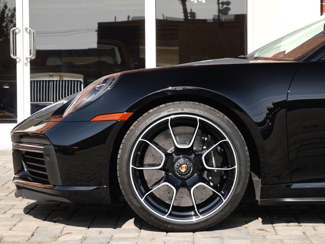 Coupe in Beverly Hills, CA, United States 5 - 18720910