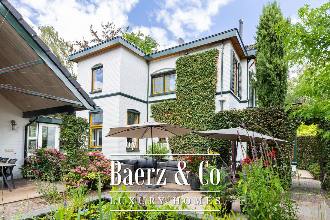 Villa in Apeldoorn, Gelderland, Netherlands 2 - 18728436