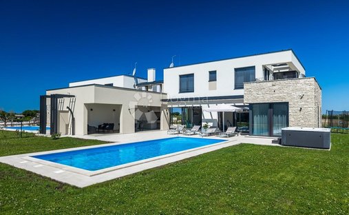 Casa en Brtonigla, Istria, Croacia 1