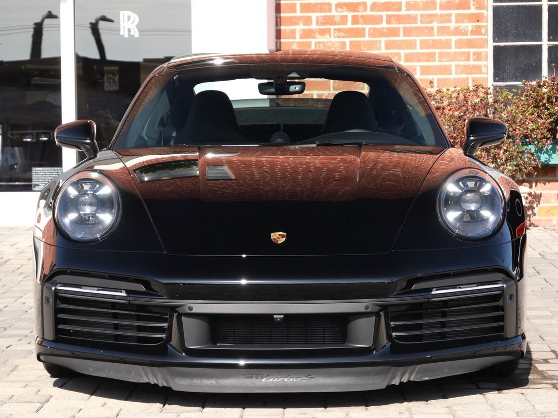 Coupe in Beverly Hills, CA, United States 2 - 18720910