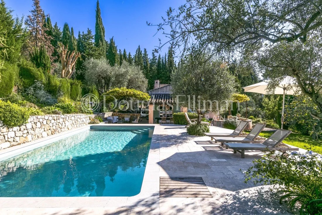 Casa en Opio, Provenza-Alpes-Costa Azul, Francia 3 - 14963593