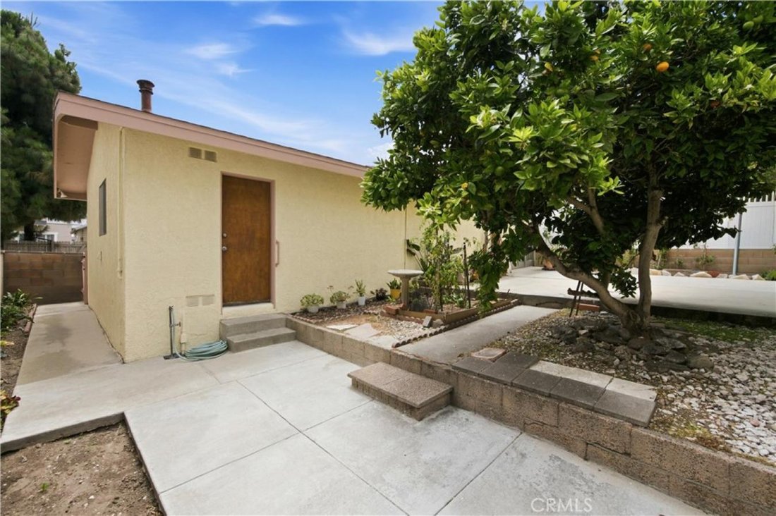 House in Los Angeles, California, United States 5 - 18720831