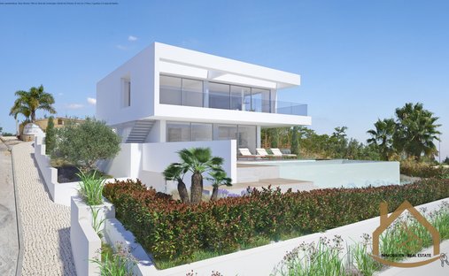 Villa in Praia da Luz, Algarve, Portugal 1