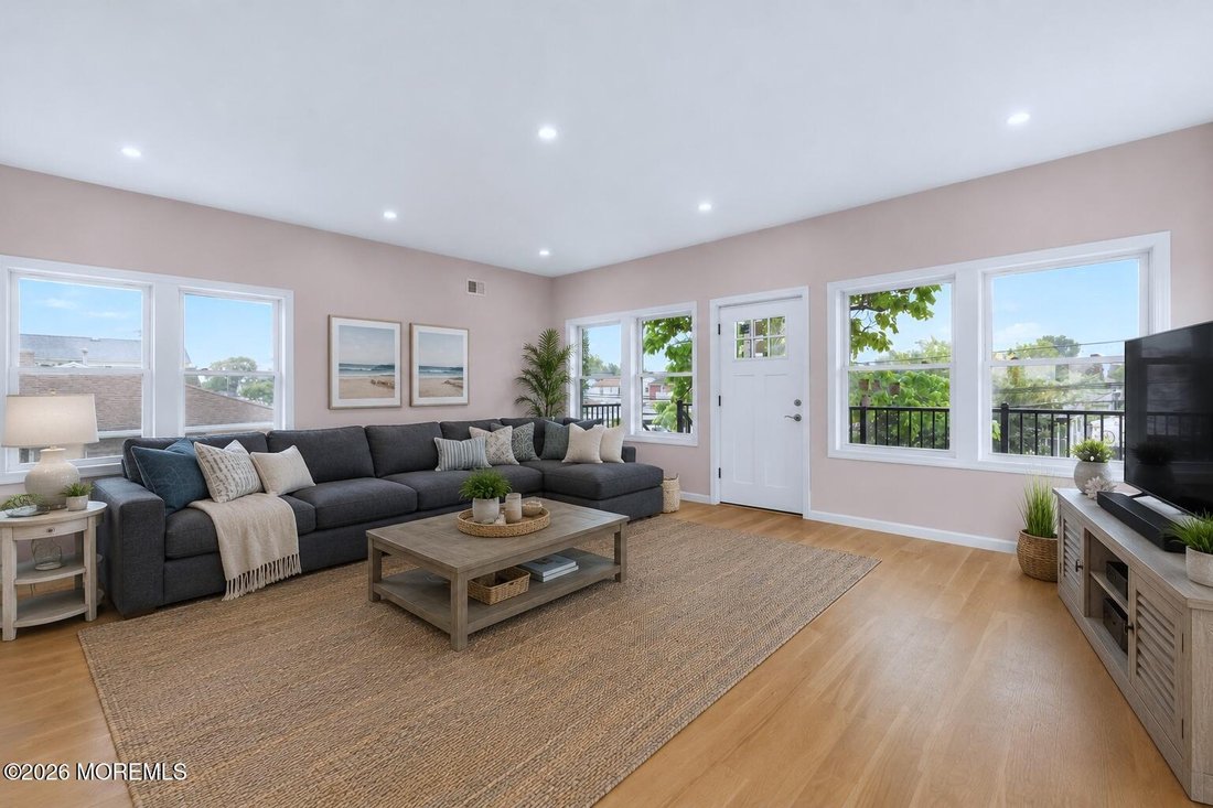 Casa a North Middletown, New Jersey, Stati Uniti 4 - 18726489