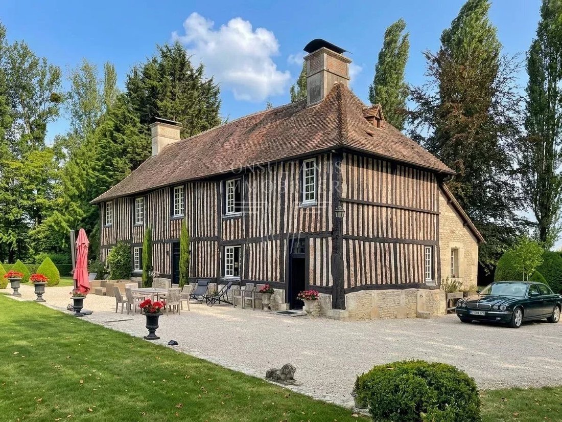 Estate in Beuvron-en-Auge, Normandy, France 1 - 18728342