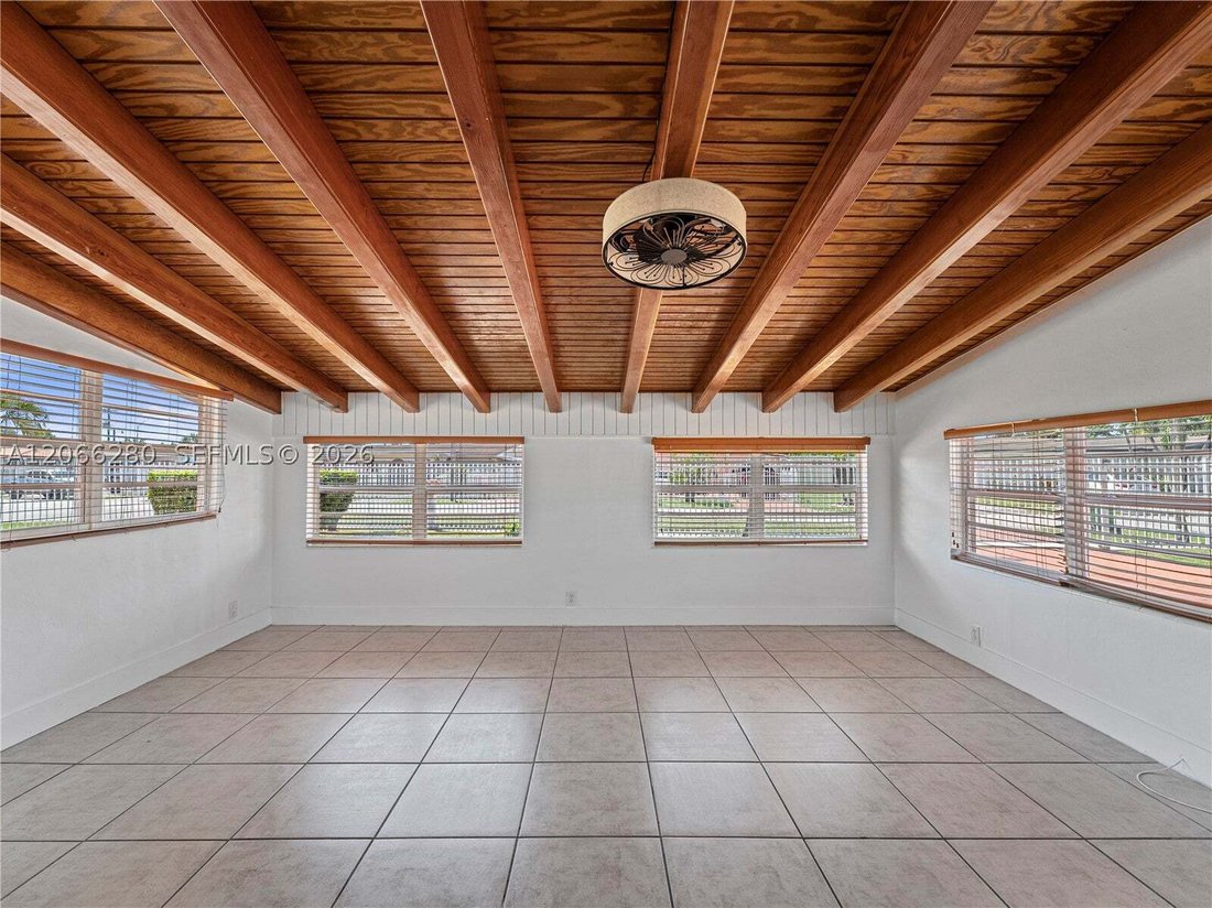 Casa en Miami, Florida, Estados Unidos 5 - 18727088