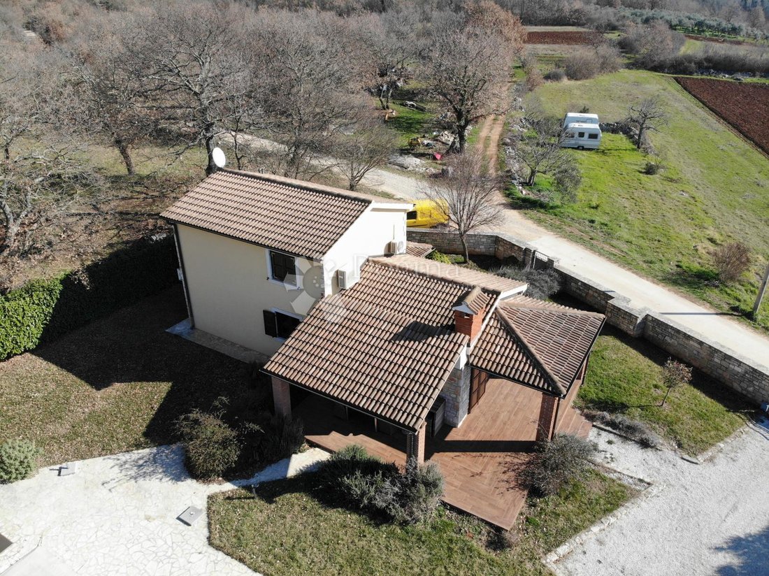 Maison à Poreč, Istrie, Croatie 2 - 18728337