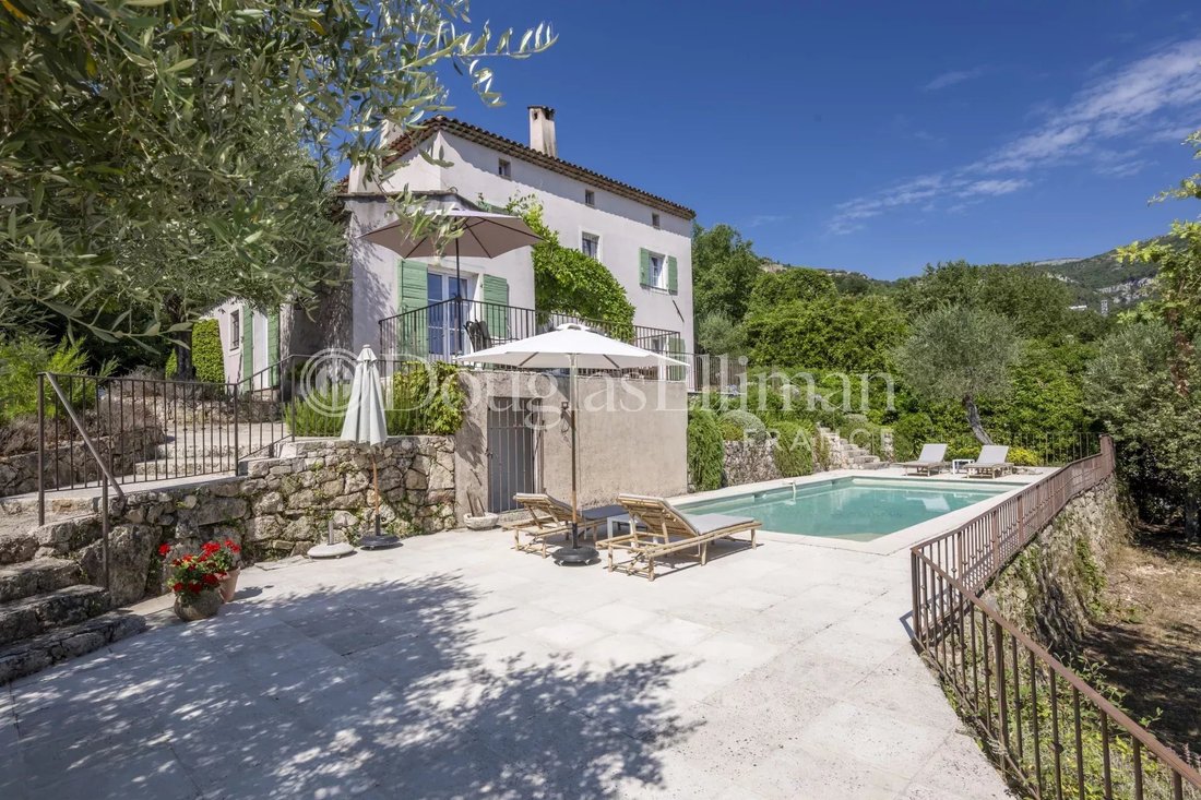 Maison à Châteauneuf-Grasse, Provence-Alpes-Côte d'Azur, France 4 - 16262693