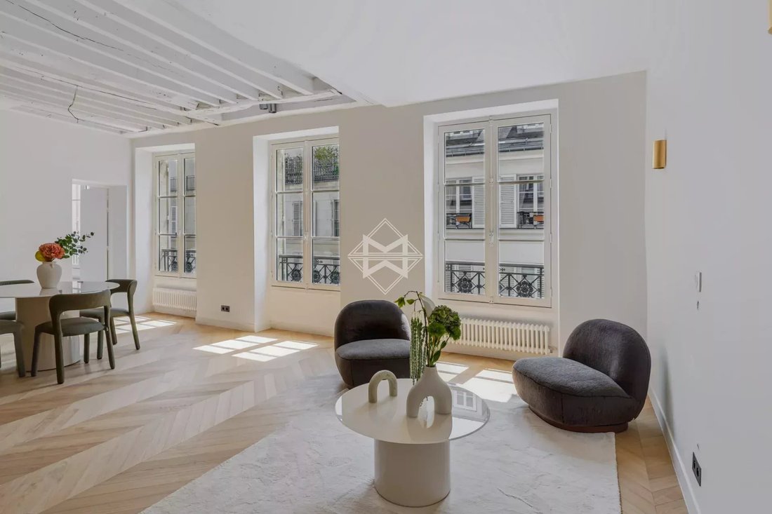 Apartment in Saint Thomas d'Aquin, Paris 7e Arrondissement, Paris 5 - 18720798