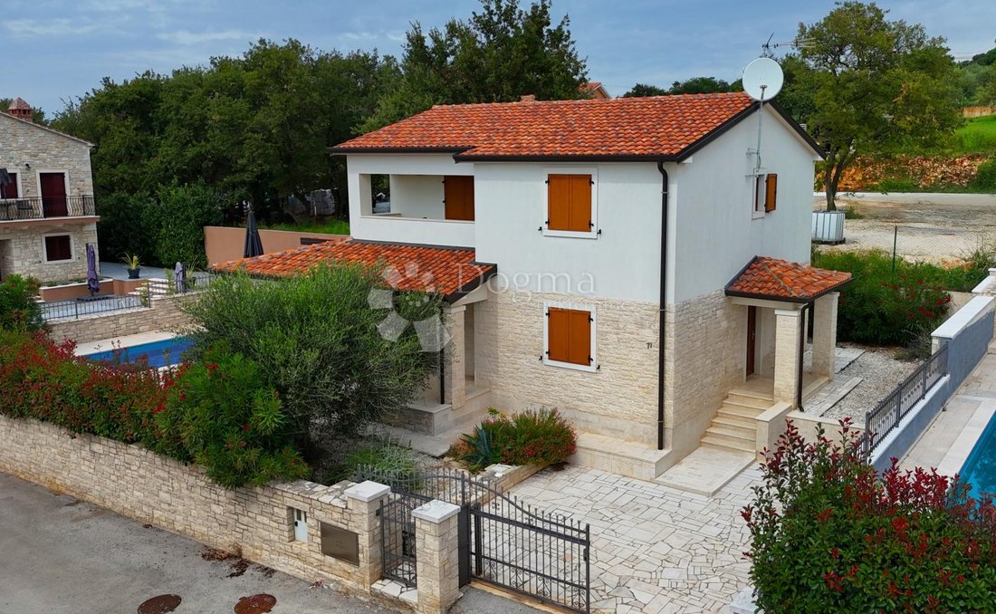 Casa en Kaštelir, Istria, Croacia 2 - 18728170