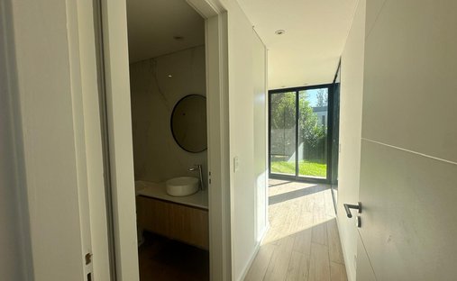 House in La Lonja, Buenos Aires Province, Argentina 1