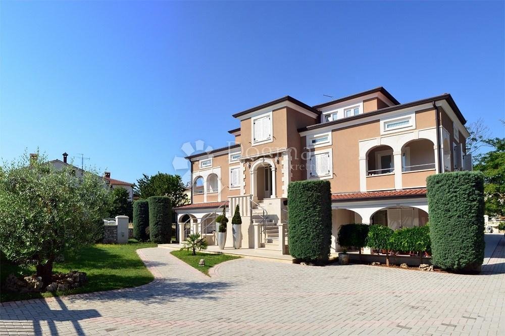 Maison à Poreč, Istrie, Croatie 1 - 18728535