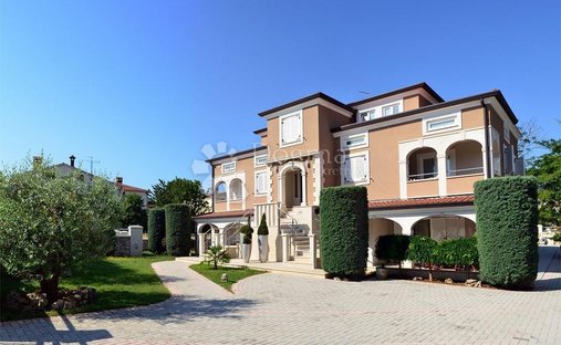 Haus in Poreč, Gespanschaft Istrien, Kroatien 1