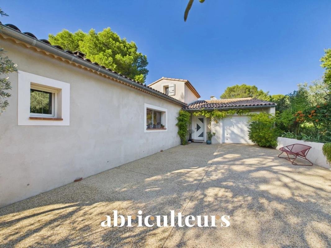 Maison à Cheval-Blanc, Provence-Alpes-Côte d'Azur, France 3 - 18721871
