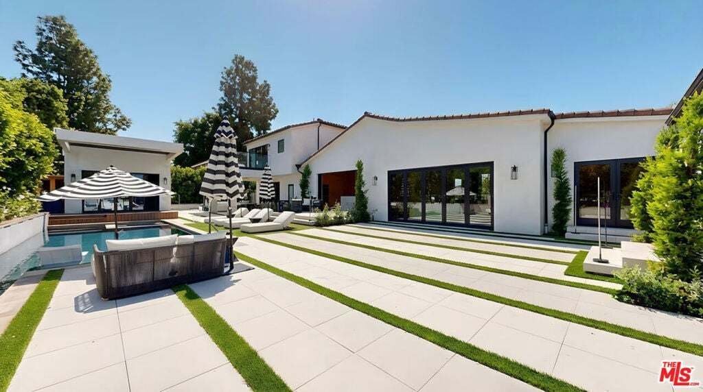 House in Orange, California, United States 4 - 18726580