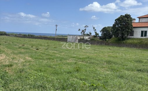 Land in Ribeira Grande (Conceicao), Azores, Portugal 1