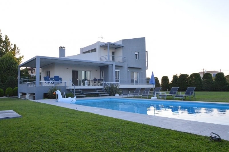 House in Oropos, Attica, Greece 1 - 18722899