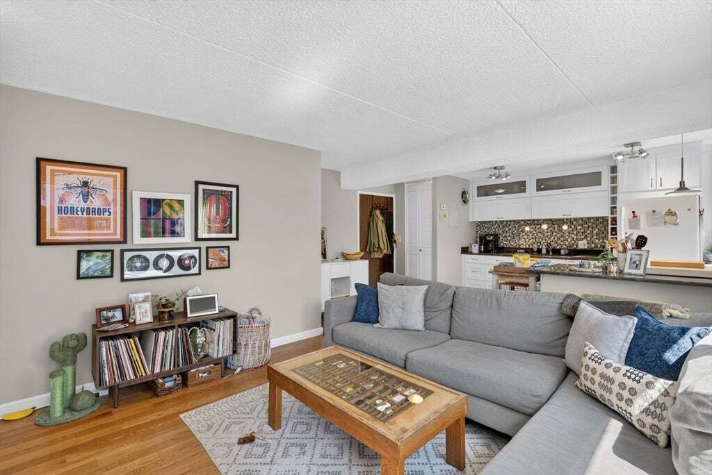 Appartement à Brookline, Massachusetts, États-Unis 4 - 18728202