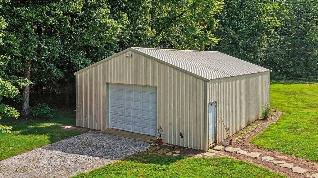 House in Crofton, Kentucky, United States 3 - 18726762